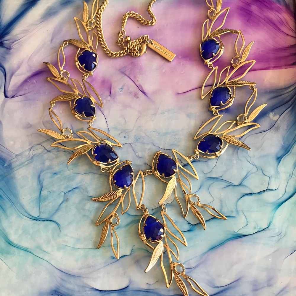 Vintage Kendra Scott feather necklace